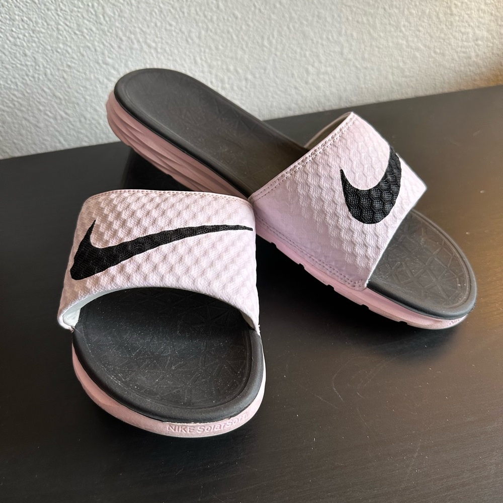 Nike Slides- women’s